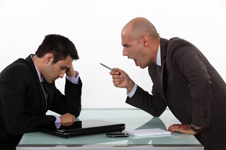 Xử lý kỷ luật lao động - Các vấn đề cần lưu ý